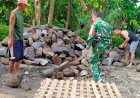 Gotong Royong Warga Dan Babinsa Percepat Pembangunan Jembatan Garuda